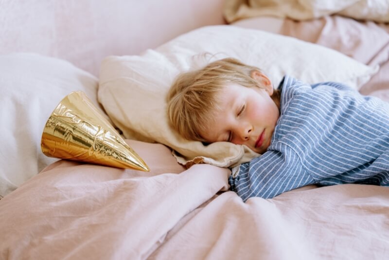 La méthode néerlandaise : dormir les volets ouverts pour un sommeil amélioré